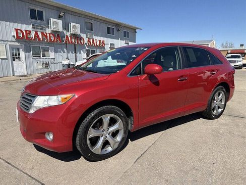 Used 2009 Toyota Venza FWD image 2