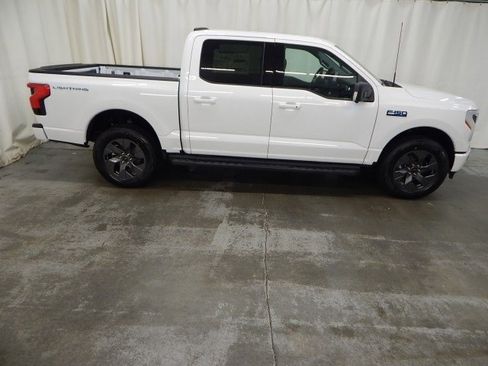 New 2025 Ford F150 Lightning Flash image 2