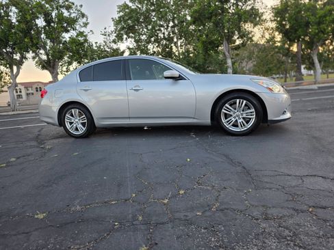 Used 2013 INFINITI G37 Journey w/ Premium Pkg RWD image 6