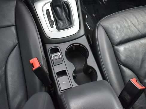 Used 2015 Audi Q3 2.0T Prestige image 24