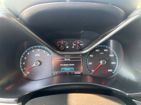 Used 2016 Chevrolet Colorado LT w/ LT Convenience Package RWD image 12
