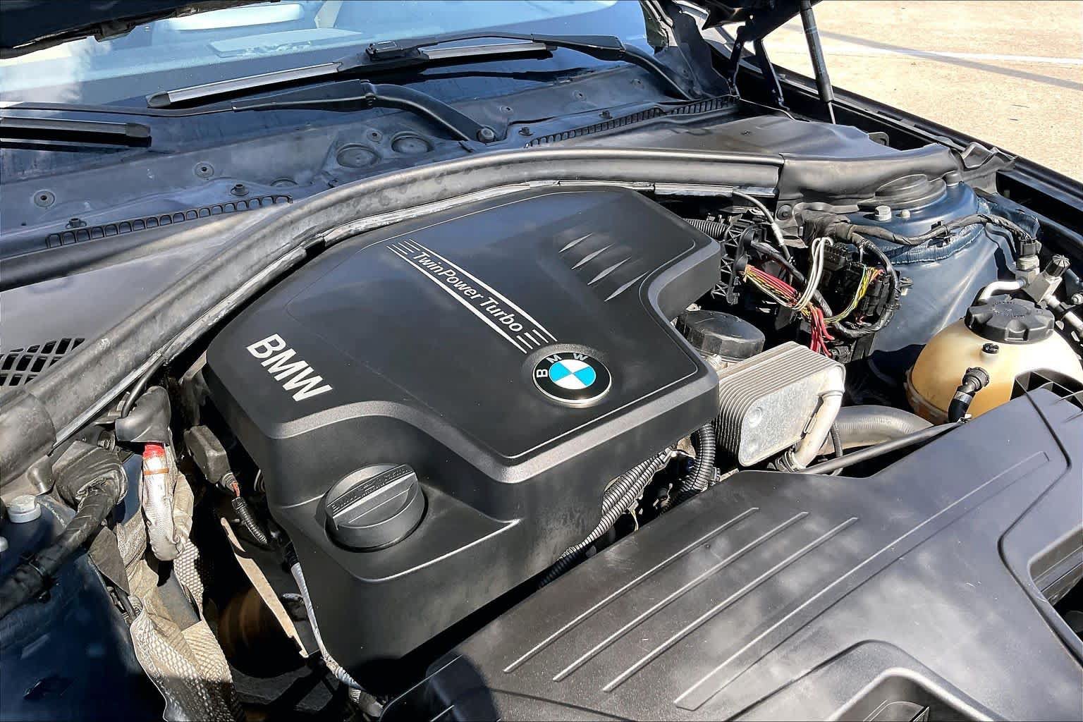 Used 2014 BMW 328i Sedan w/ Driver Assistance Package RWD image 22