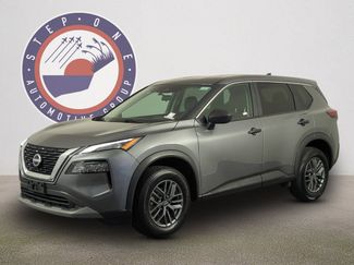 Used 2023 Nissan Rogue S FWD video 1
