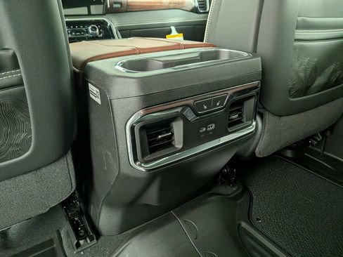 New 2026 GMC Sierra 3500 Denali Ultimate image 37