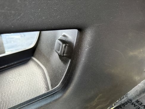 Used 2022 Cadillac XT5 Premium Luxury image 31