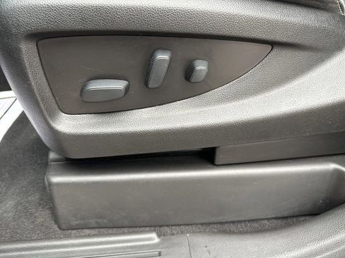 Used 2018 Chevrolet Silverado 1500 LT w/ Texas Edition image 16