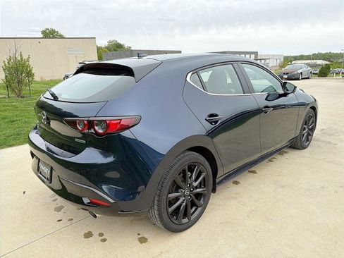 Used 2019 MAZDA MAZDA3 AWD Hatchback w/ Premium Pkg image 6