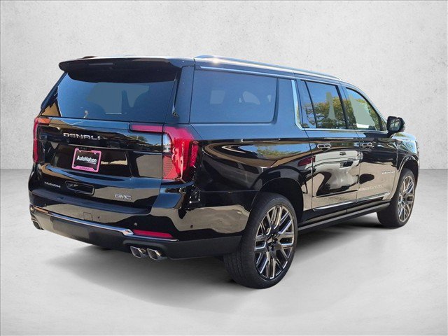 New 2027 GMC Yukon XL Denali Ultimate w/ LPO, Floor Liner Package AWD/4WD image 2