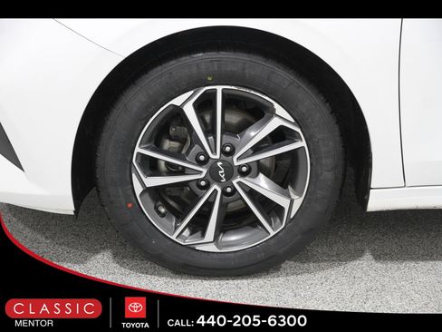 Used 2023 Kia Forte LXS image 20