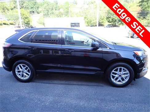 Used 2024 Ford Edge SEL image 8