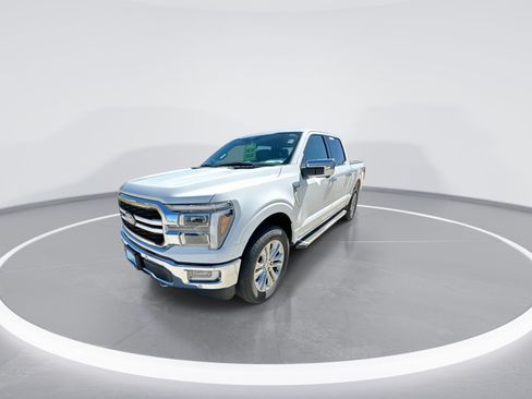 Used 2024 Ford F150 Lariat w/ Mobile Office Package AWD/4WD image 4