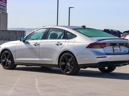 Used 2024 Honda Accord Sport image 6