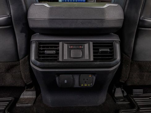 Used 2021 Ford F150 Raptor w/ Equipment Group 801A High AWD/4WD image 31