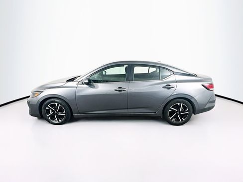 Used 2024 Nissan Sentra SV image 4