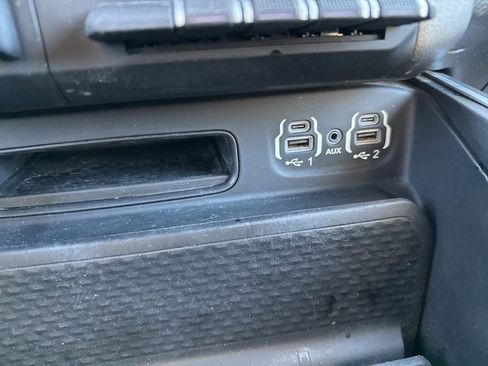 Used 2021 RAM 1500 Big Horn image 25