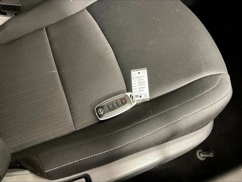 Used 2025 Nissan Sentra SV w/ All-Weather Package image 34