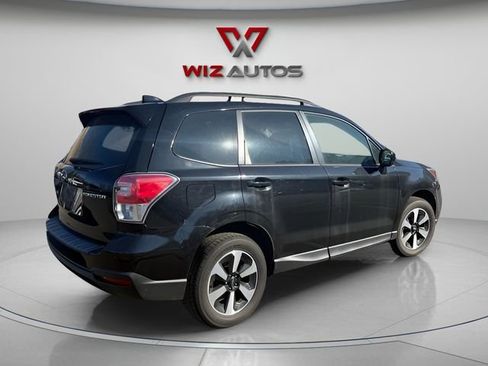Used 2018 Subaru Forester 2.5i Premium w/ All-Weather Package image 3