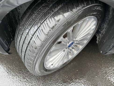 Used 2016 Ford Fusion Titanium image 8