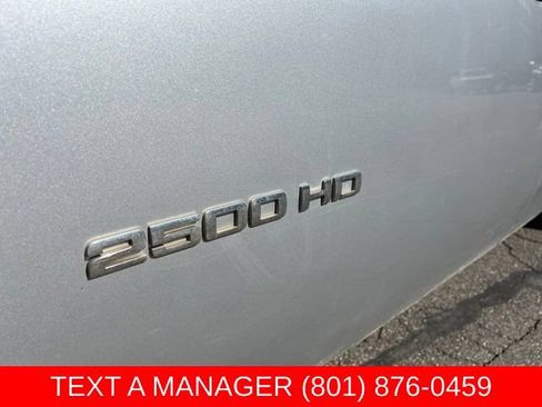 Used 2011 Chevrolet Silverado 2500 W/T AWD/4WD image 10