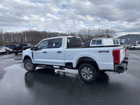 Used 2024 Ford F250 XLT image 4