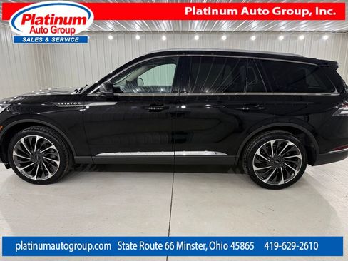 Used 2022 Lincoln Aviator Reserve w/ Equipment Group 201A AWD/4WD image 2