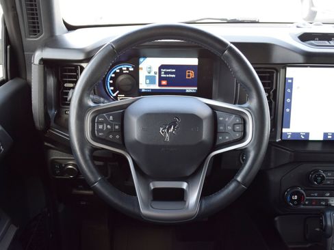 Certified 2021 Ford Bronco First Edition AWD/4WD image 6
