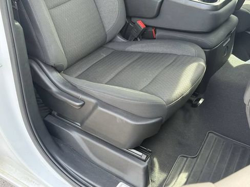 Used 2023 Chevrolet Silverado 1500 LT AWD/4WD image 18