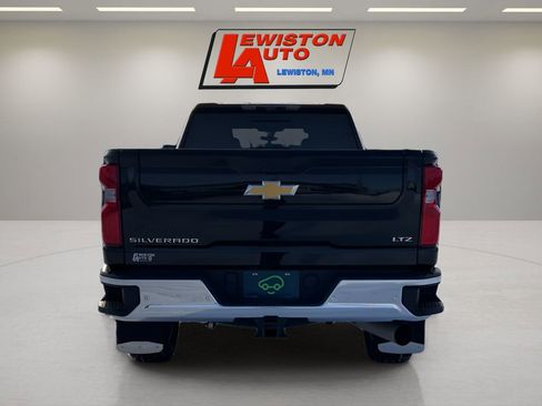 Certified 2022 Chevrolet Silverado 3500 LTZ w/ LTZ Premium Package image 4
