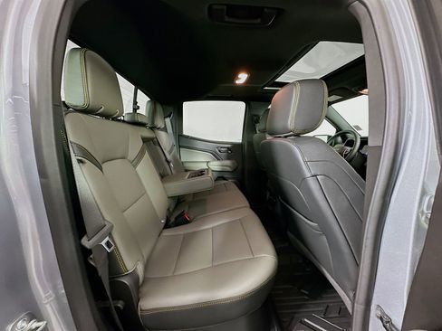 New 2025 Chevrolet Colorado ZR2 w/ Technology Package image 29