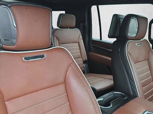Used 2023 GMC Yukon XL Denali Ultimate image 21