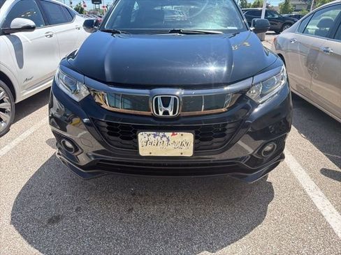 Used 2019 Honda HR-V Sport image 25