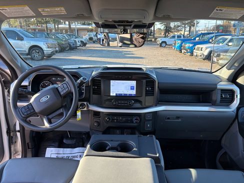 Used 2022 Ford F150 XL w/ Equipment Group 101A High image 13