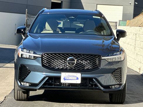 New 2026 Volvo XC60 B5 Plus w/ Climate Package AWD/4WD image 6