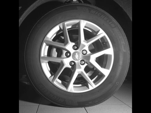 Used 2023 Chevrolet Equinox LS FWD image 25