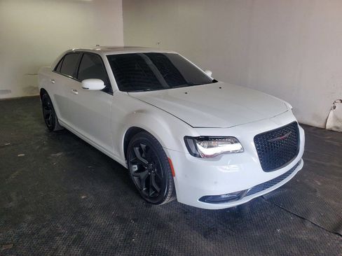 Used 2022 Chrysler 300 S image 3