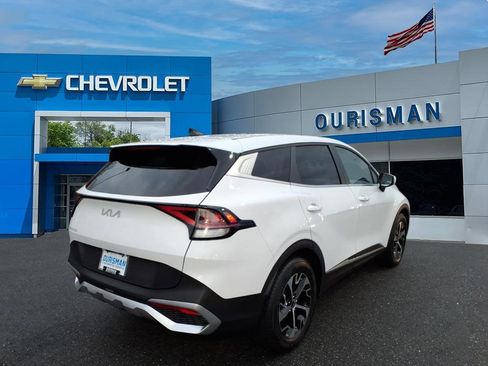 Used 2023 Kia Sportage EX image 3