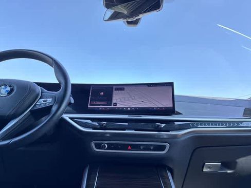 Used 2024 BMW X5 sDrive40i w/ Premium Package image 30