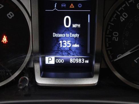 Used 2023 Toyota Tacoma 4x4 Double Cab image 36