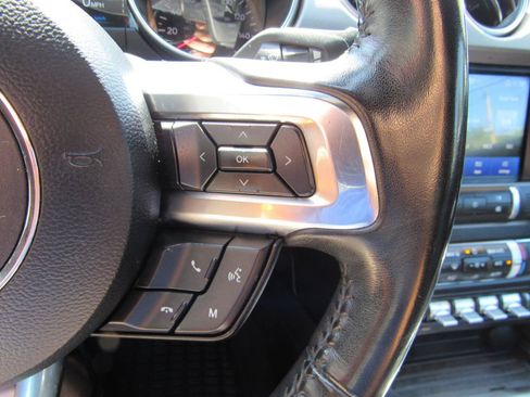 Used 2022 Ford Mustang Premium RWD image 25