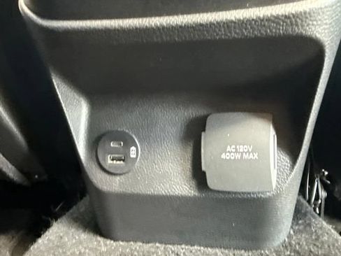Used 2025 Ford Ranger Lariat w/ FX4 Off-Road Package AWD/4WD image 5