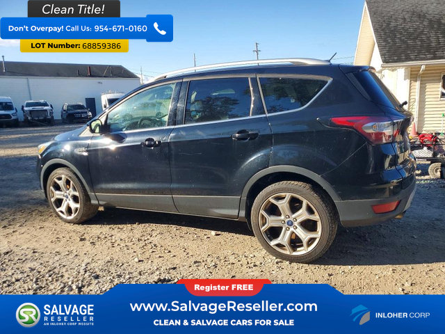 Used 2017 Ford Escape Titanium FWD image 3