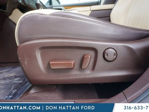 Used 2019 Lexus RX 450h AWD image 22