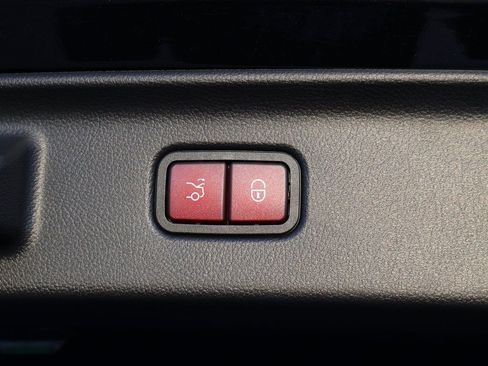 New 2026 Mercedes-Benz S 580 4MATIC Sedan image 18