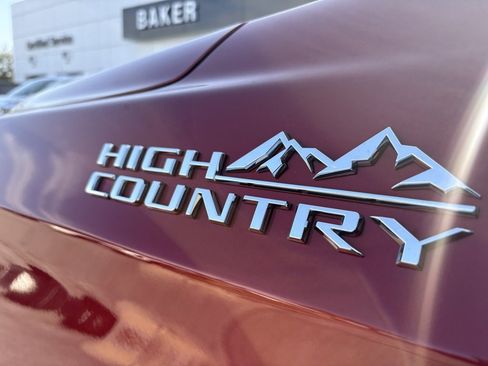 Used 2022 Chevrolet Tahoe High Country image 11