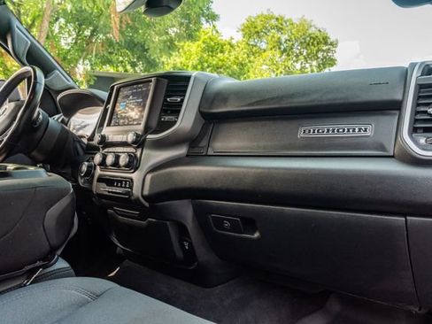 Used 2021 RAM 1500 Big Horn RWD image 46