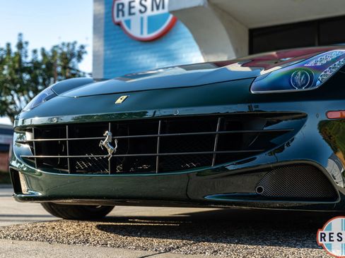 Used 2012 Ferrari FF image 36