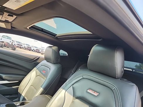 Certified 2023 Chevrolet Camaro SS RWD image 32