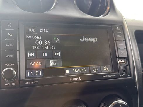 Used 2015 Jeep Compass High Altitude image 16