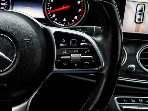 Used 2019 Mercedes-Benz E 300 image 29