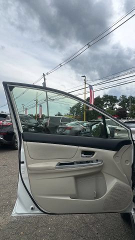 Used 2014 Subaru Crosstrek Touring AWD/4WD image 9